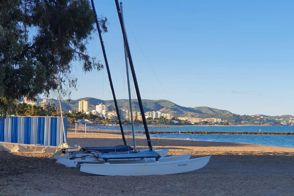 Incredible Seafront With Sunrise And Sunset Views Apartment Benicassim Exterior photo